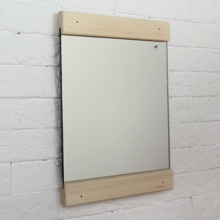 Зеркало для бани и сауны «Классика», 32×25 см, в деревянной раме