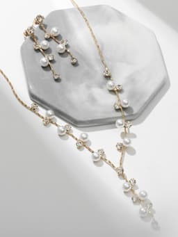 Набор 2 предмета: серьги, колье «Изумление», ветвь, белый в золоте, 42 см