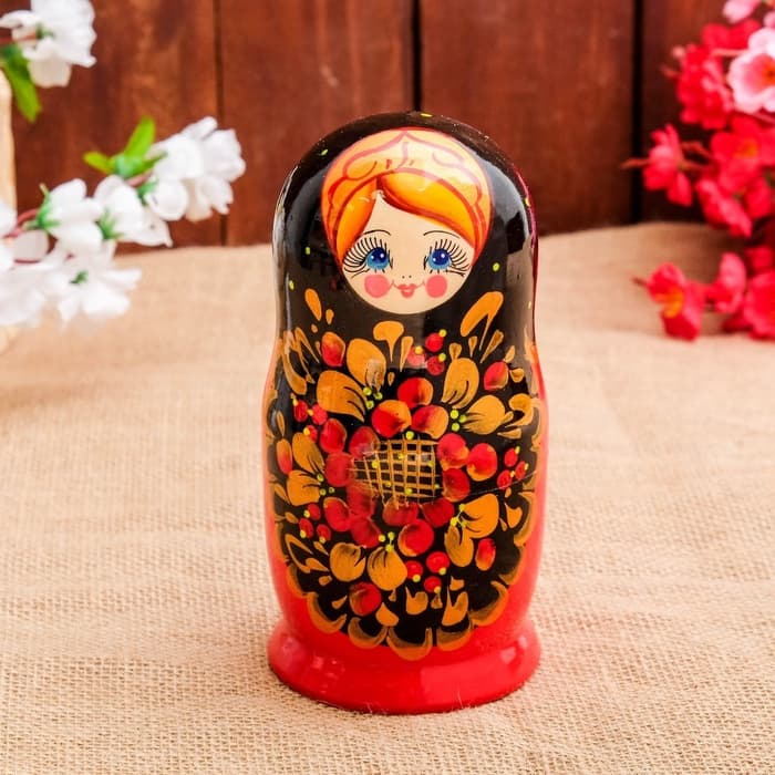 Матрёшка дерево «Рябинка», чёрный платок, 5 кукольная, 18 см