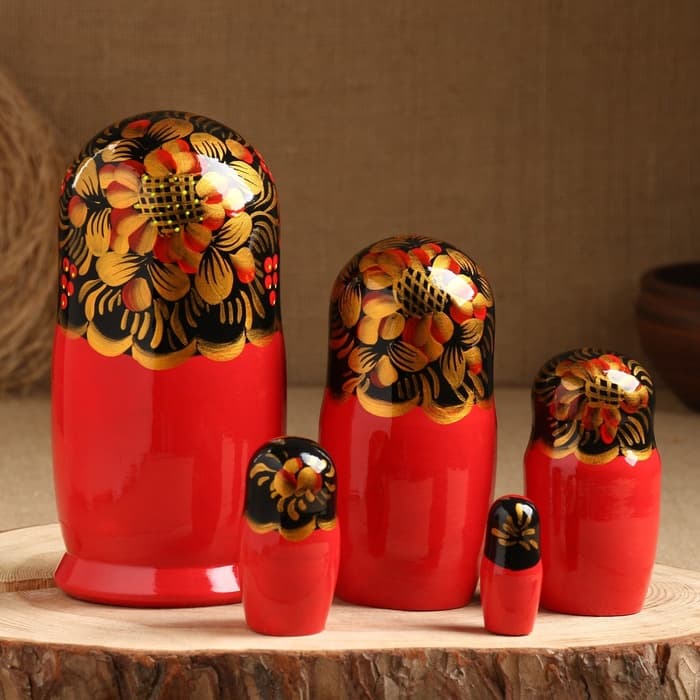 Матрёшка дерево «Рябинка», чёрный платок, 5 кукольная, 18 см