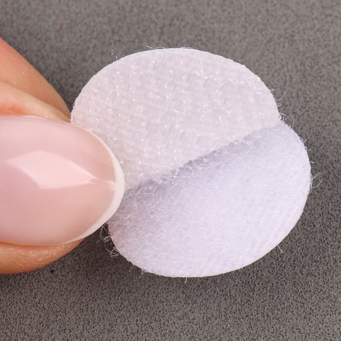 Липучка на клеевой основе «Круг», набор 30 шт., размер 1 шт.: 2 см