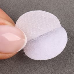 Липучка на клеевой основе «Круг», набор 30 шт., размер 1 шт.: 2 см