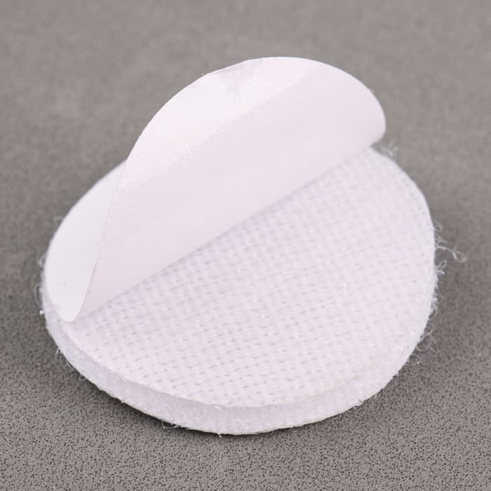 Липучка на клеевой основе «Круг», набор 30 шт., размер 1 шт.: 2 см