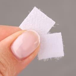 Липучка на клеевой основе «Квадрат», набор 48 шт., размер 1 шт.: 1.5×1.5 см