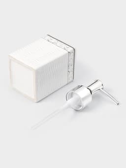 Набор аксессуаров для ванной комнаты «Завитки», 4 предмета, мыльница, дозатор для мыла, 2 стакана, белый