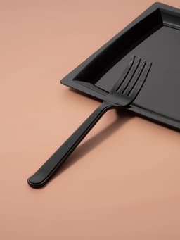 Вилка пластиковая одноразовая чёрная «Премиум», 18 см
