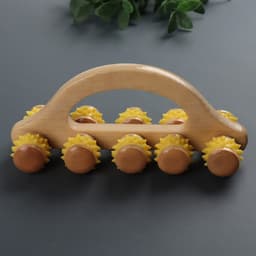 Массажёр с шипами «Гусеница», 18×6×7 см, универсальный, деревянный, с ручкой, 10 колёс, МИКС