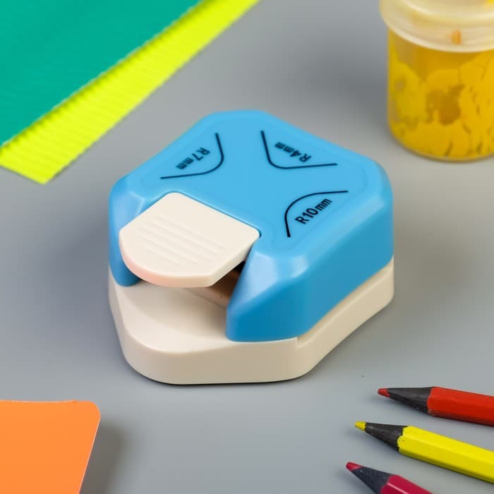 Дырокол фигурный для углов 3 в1, R=4/R=7/R=10 мм, 3.5×6.3×7.4 см