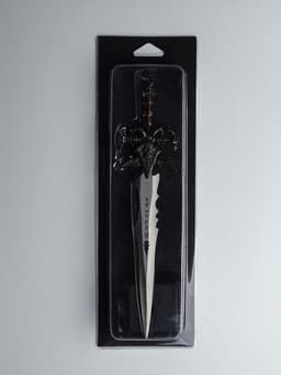 Макет оружия «Сувенирный меч на подставке. Остриё», подарочный набор, 8.5×3.5×27 см