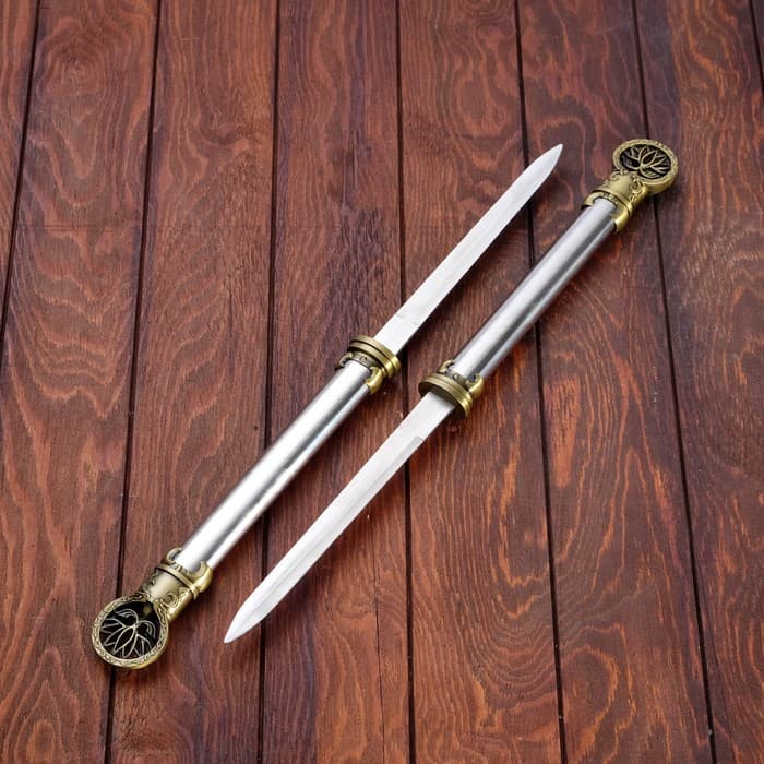 Макет оружия «Сувенирный кинжал на подставке 2в1. Лотос», подарочный набор, рукоять под голографию, 59 см