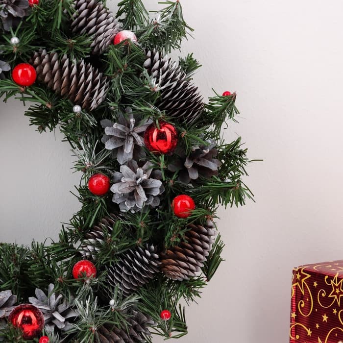 Интерьерный венок новогодний «Снежное чудо», на дверь, ручная работа