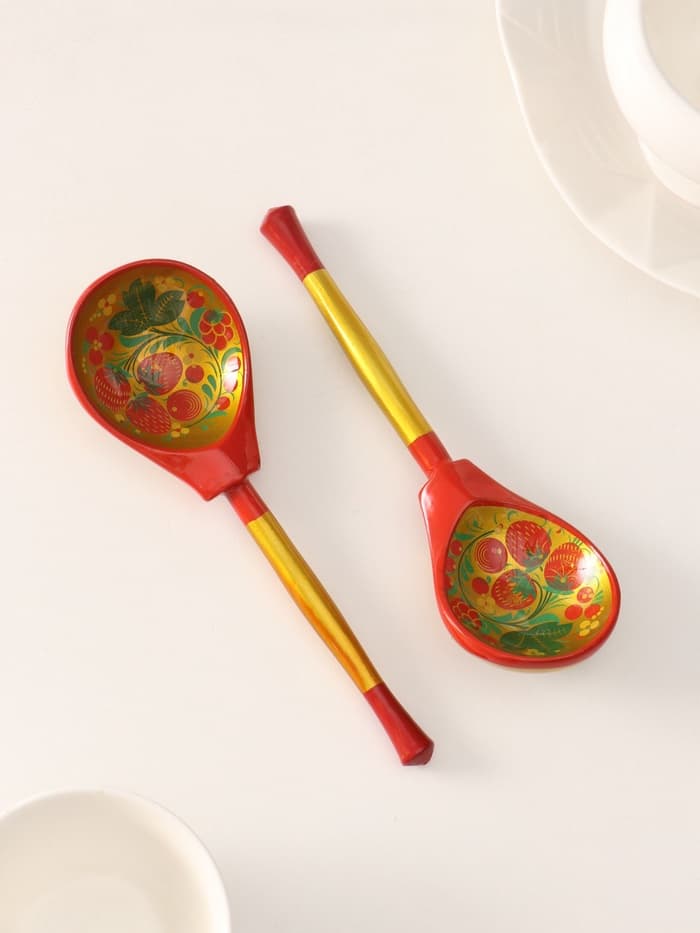 Ложка деревянная «Традиционная», полубаская, золото, 19×6 см, хохлома