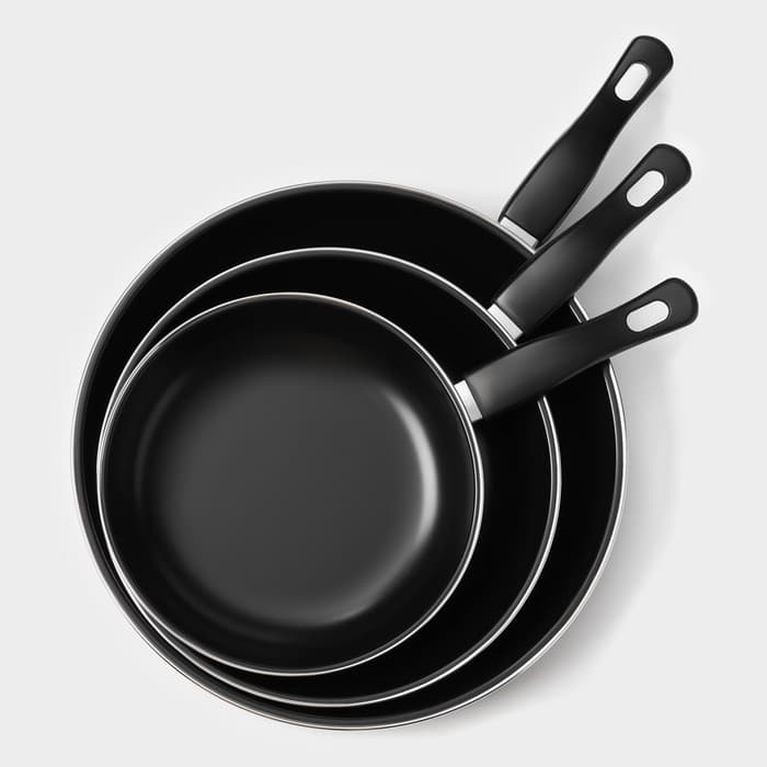 Набор сковородок «Жаклин», набор 3 шт.: 20/25/30×4 см, антипригарное покрытие, углеродистая сталь, чёрные