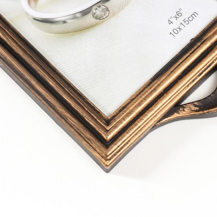 Фоторамка - коллаж на 2 фото 10×15 см «Тюльпаны», пластик, т. золото, 20×31 см