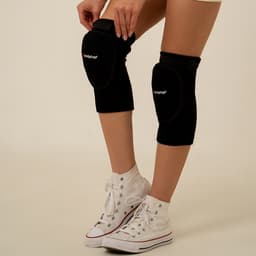 Наколенники волейбольные ONLYTOP, р. М, цвет чёрный