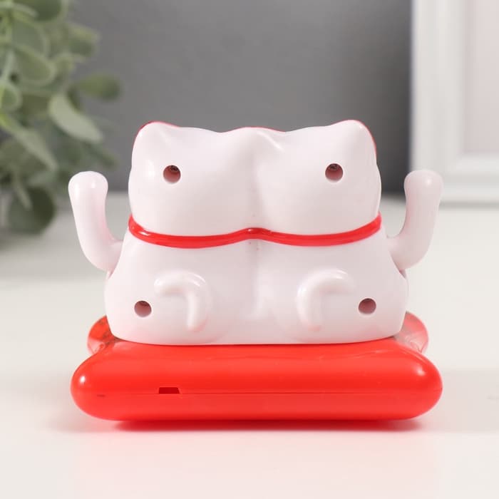 Маятник настольный антистресс «Два кота Манэки-нэко с мешком золота», пластик, от солнечной батареи, 6.5×8.5×5.5 см