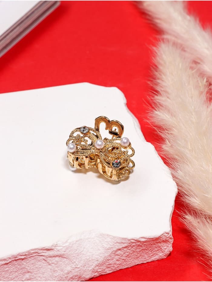 Крабик для волос «Морская сказка», бантик, 2.5 см, золотистый