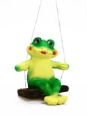 Садовая фигура из полистоуна «Лягушка на качелях», подвесная, 24×23×27 см