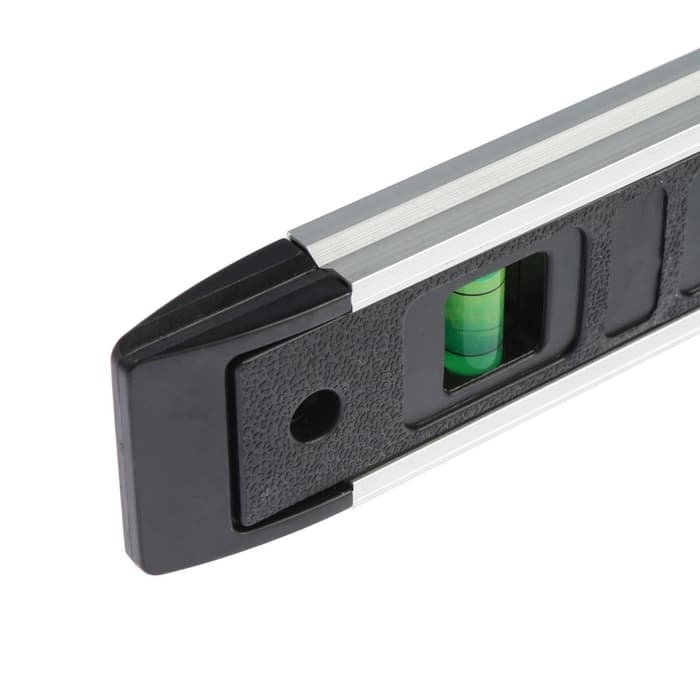 Уровень пластиковый магнитный ТУНДРА, фрезерованный, 3 глазка, 225 мм