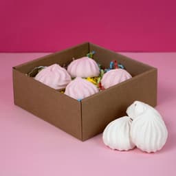 Коробка сборная без печати крышка-дно бурая с окном 14.5×14.5×6 см