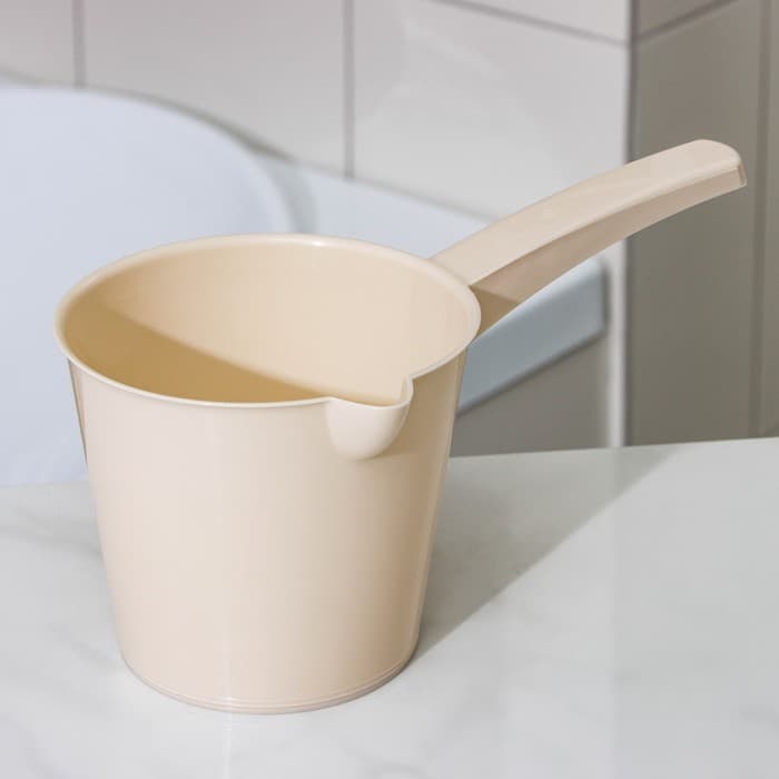 Ковш со сливом «Эконом», 1.5 л, 28.5×16.5×13.5 см, пластик, МИКС