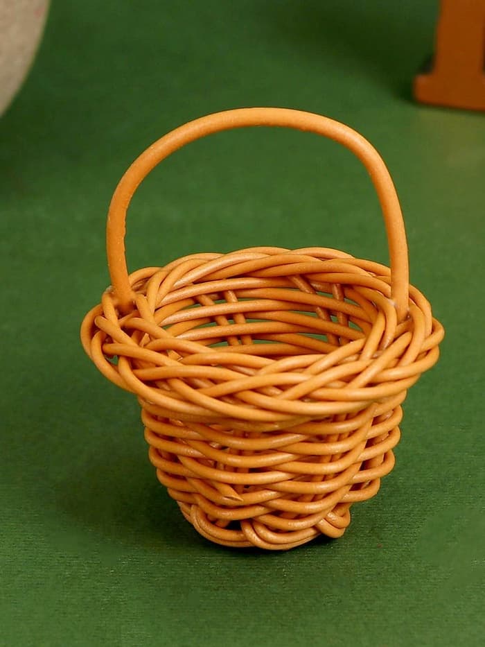 Кукольная миниатюра «Корзинка», цвета МИКС
