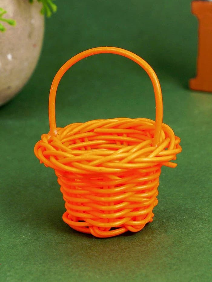 Кукольная миниатюра «Корзинка», цвета МИКС