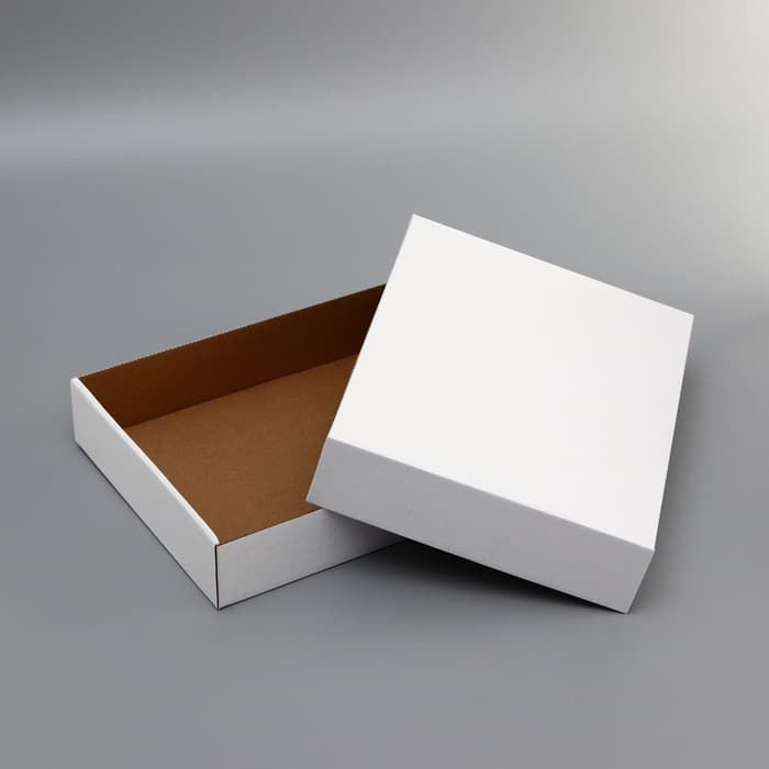 Коробка сборная, без печати, крышка - дно «белая» без окна 30.5×24×6.1 см