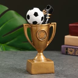 Кубок наградной с фигуркой «Футбол», 18×9×5 см