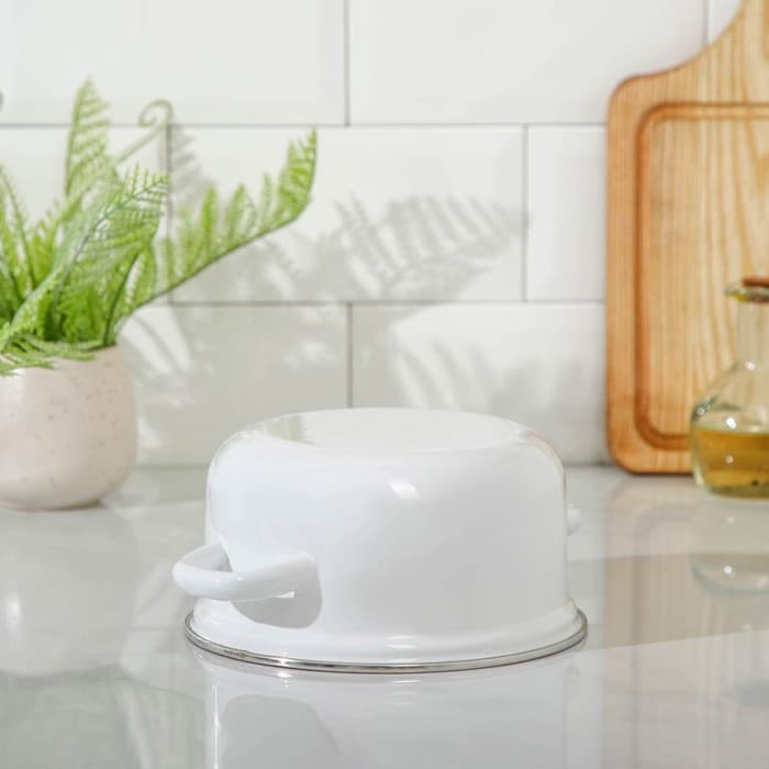 Кастрюля эмалированная, 1.5 л, d=16 см, с крышкой, без деколи, белая