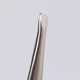 Пинцет для бровей и ресниц, со скошенным краем, узкий, 9 см