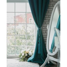 Штора блэкаут портьерная «Этель», размер 270×300 см, цвет изумрудный