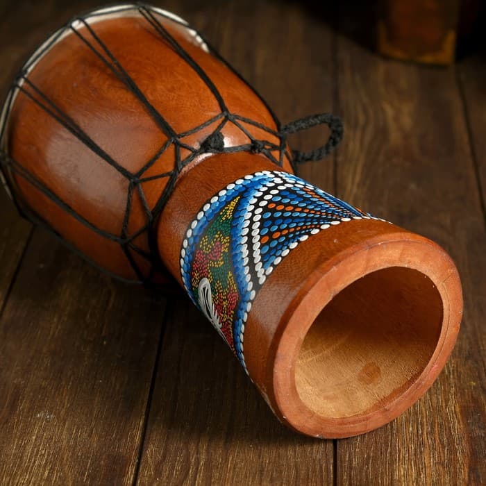 Сувенирный музыкальный инструмент «Барабан Джембе ящерица», 14×14×30 см, МИКС