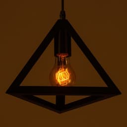 Светильник BayerLux Подвес «Треугольник» 1×40 Вт E27 черный 16×16×116 см