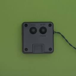 Гирлянда «Нить», 4.5 м, уличная, с насадками «Пчёлка», IP44, 30 LED, 2 режима, солнечная батарея, тёмная нить, свечение тёплое белое