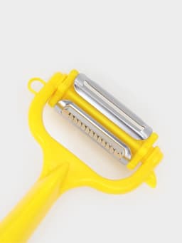 Овощечистка многофункциональная Доляна, 16×9 см, жёлтая