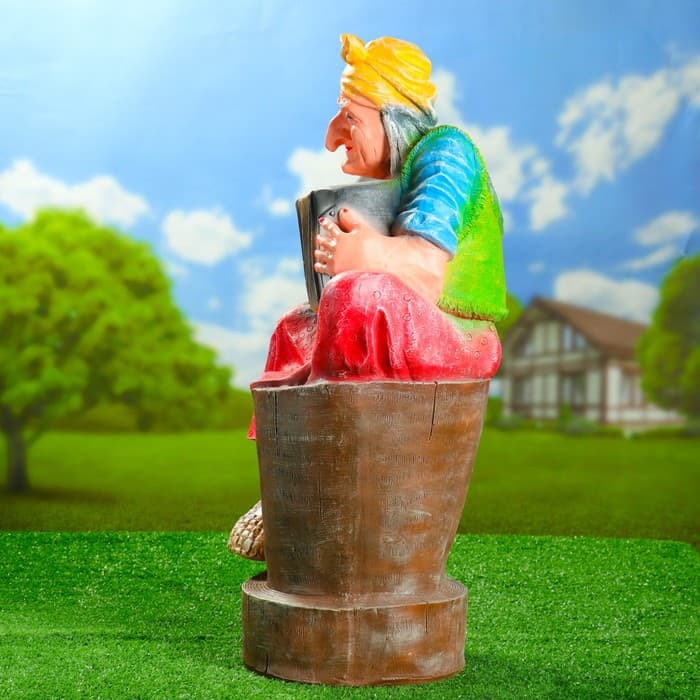 Садовая фигура из полистоуна «Баба-яга с гармонью», 80×35×55 см