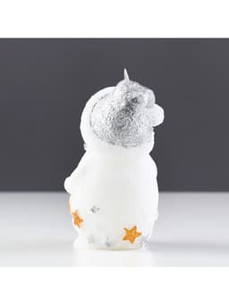 Новогодняя свеча декоративная «Снеговичок», 6×5.5×11 см, белый