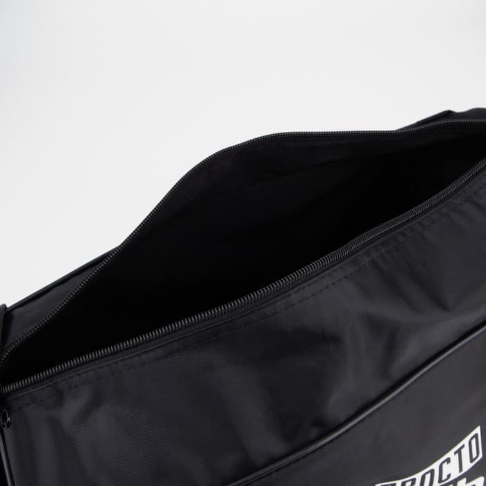 Сумка спортивная «Не просто быть лучшим» на молнии, наружный карман, чёрная