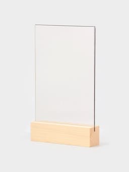 Тейбл-тент А5, оргстекло 2 мм, на деревянной подставке, 15×4×25 см