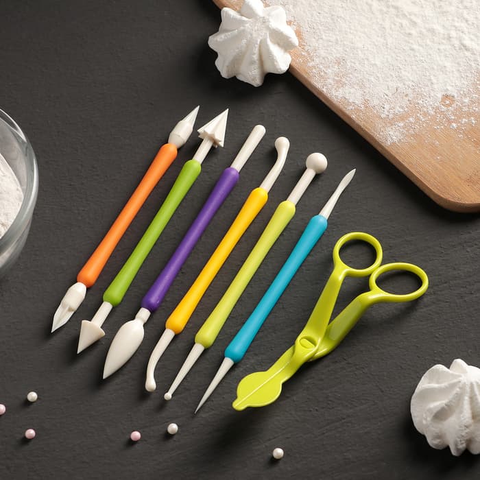 Стеки для моделирования кондитерских украшений и ножницы кондитерские для переноски украшений Доляна, набор 6 шт., пластик, МИКС