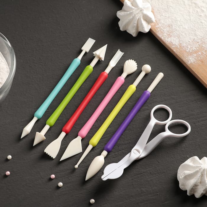 Стеки для моделирования кондитерских украшений и ножницы кондитерские для переноски украшений Доляна, набор 6 шт., пластик, МИКС