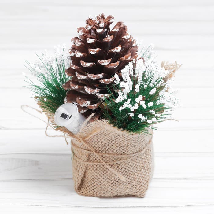 Новогодняя композиция «Шишка», с подсветкой, 8.5×8.5×14 см