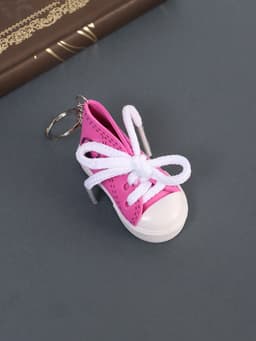 Брелок для ключей на кольце «Футбольный кед», резина, 4×3.3×7 см, МИКС