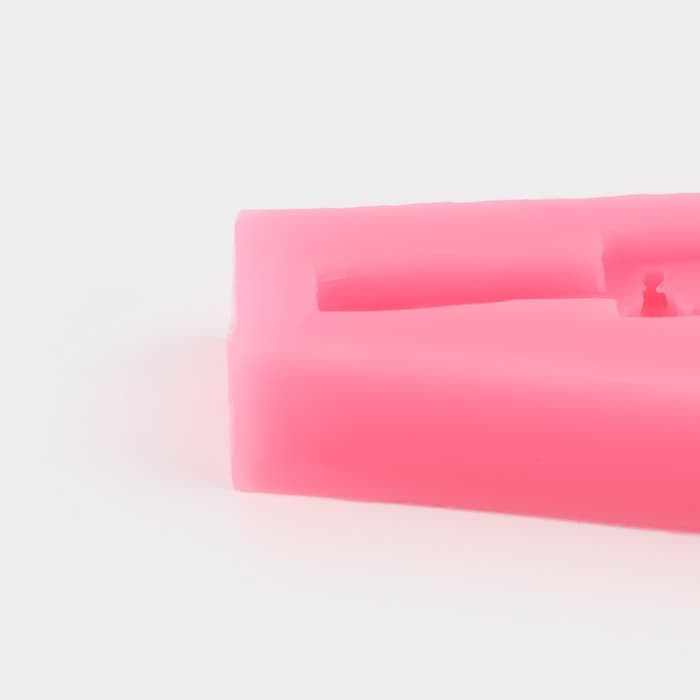 Молд для заливки «Автомат», силикон, 13.2×5.3 см, розовый