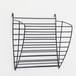 Кормушка для сена, 17×14×16 см, металл, чёрная