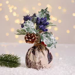 Новогодняя композиция на стол «Зимнее волшебство. Очарование» в мешочке, черника, шишка, 14 см