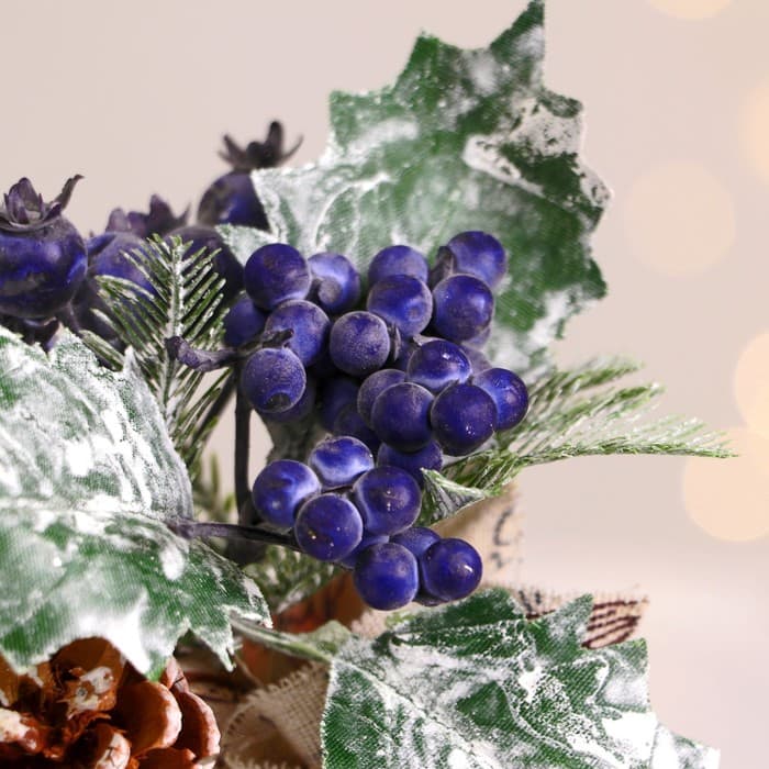 Новогодняя композиция на стол «Зимнее волшебство. Очарование» в мешочке, черника, шишка, 14 см