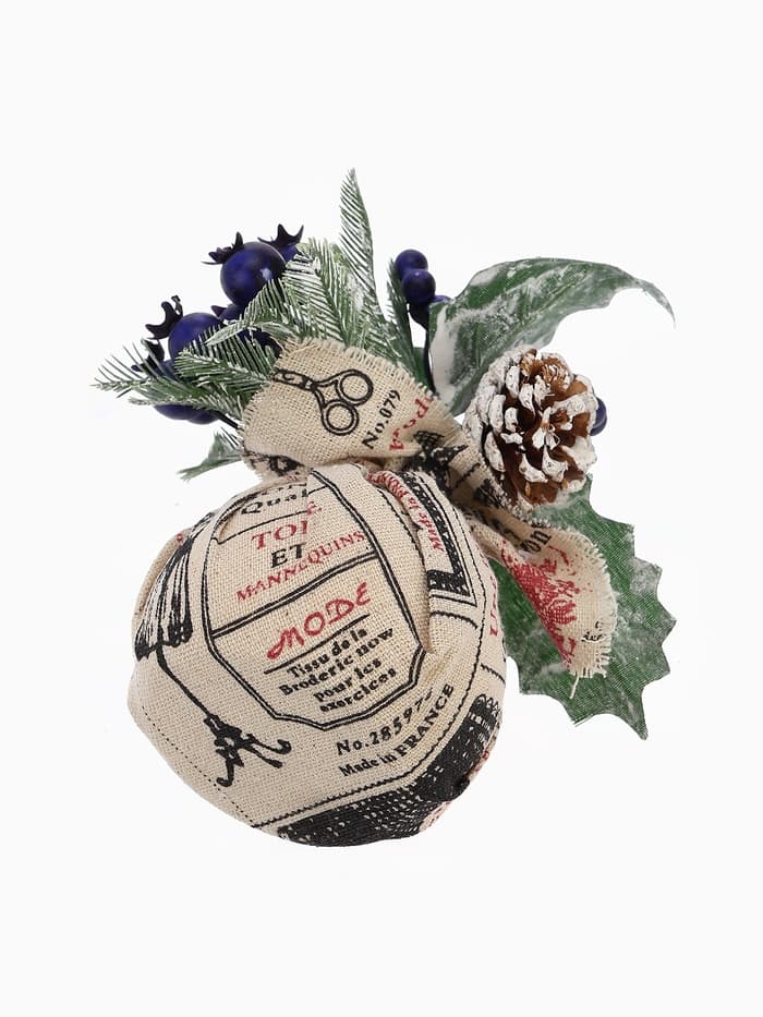 Новогодняя композиция на стол «Зимнее волшебство. Очарование» в мешочке, черника, шишка, 14 см