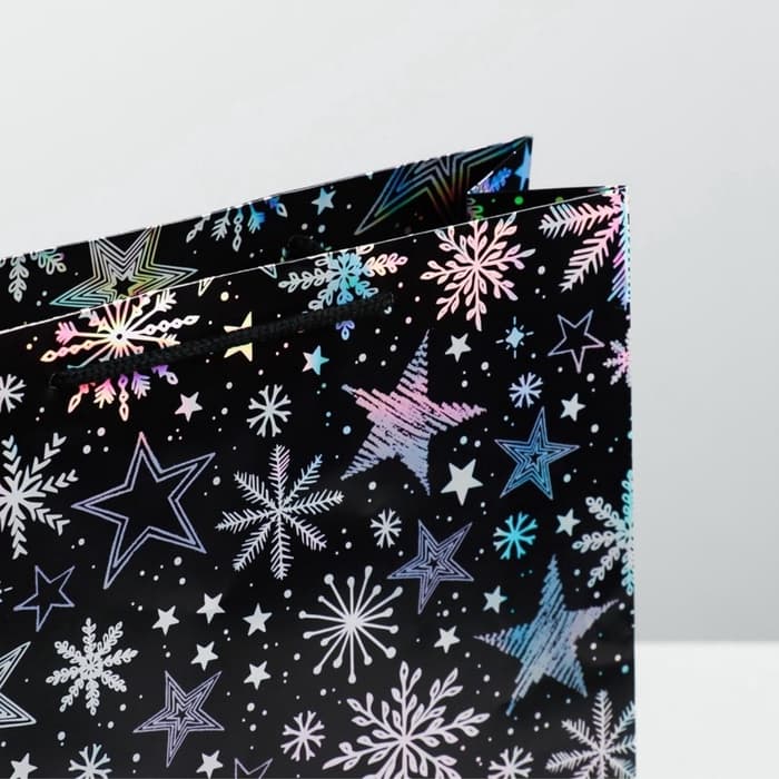 Пакет подарочный голографический новогодний «Волшебного Нового года», M 26×30×9 см